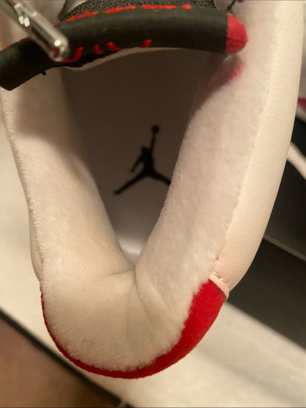 Air Jordan 2 Retro White and Red Men’s Sneakers…size 8